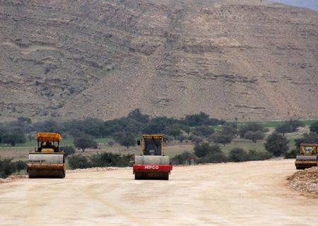 40میلیاردتومان برای تکمیل 9کیلومتر از محورلار-بستک از محل اعتبارات سفر ریاست جمهوری به اداره کل راه و شهرسازی لارستان تخصیص یافت