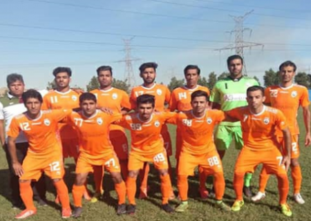 امروز تیم هرنگ جوان بستک از سری مسابقات لیگ دسته سوم کشور به مصاف تیم فوتبال عرفان اقتدار کیش می رود