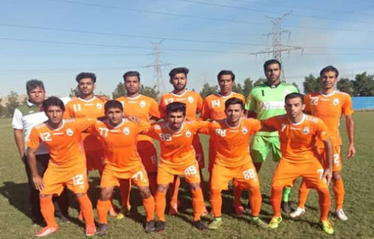 امروز تیم هرنگ جوان بستک از سری مسابقات لیگ دسته سوم کشور به مصاف تیم فوتبال عرفان اقتدار کیش می رود