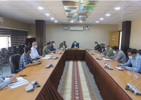 صبح امروز فرمانداری شهرستان بستک برای ساماندهی وضعیت سگ های ولگرد تشکیل جلسه داد