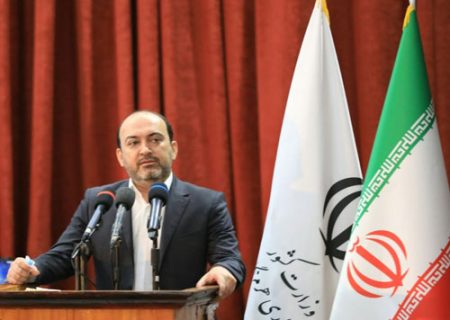 عملیات بازسازی مناطق زلزله‌زده استان هرمزگان آغاز شده است و از دی ماه سال جاری تحویل خانه‌ها به مردم آغاز می‌شود/اعلام شماره‌ تلفن های ۳۳۶۱۰۷۴۸ و ۳۳۶۶۷۳۹۲ و ۳۱۷۱ جهت پاسخگویی و دریافت مشکلات مردم مناطق زلزله‌زده استان هرمزگان