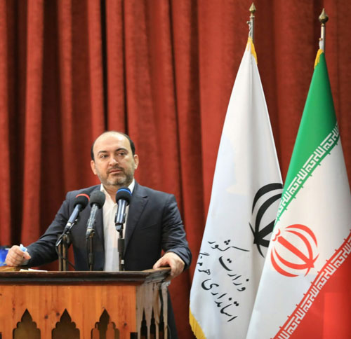 عملیات بازسازی مناطق زلزلهزده استان هرمزگان آغاز شده است و از دی ماه سال جاری تحویل خانهها به مردم آغاز میشود/اعلام شماره تلفن های ۳۳۶۱۰۷۴۸ و ۳۳۶۶۷۳۹۲ و ۳۱۷۱ جهت پاسخگویی و دریافت مشکلات مردم مناطق زلزلهزده استان هرمزگان