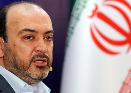 فرمانداران مکلف به جذب سرمایه‌گذار و رفع مشکل اسناد مالکیت زمین‌های مردم هستند/اجرای پروژه‌های تعریف شده در برنامه تحولی را رصد خواهیم کرد وفرمانداران باید در خصوص پروژه‌های هر شهرستان پاسخگو باشند