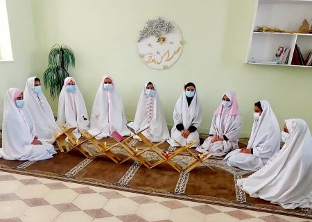 قرآن راه زندگی و نقشهِ رسیدن به کمال برای همگان است