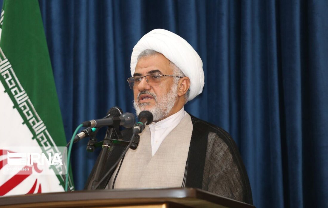 هشدار نماینده ولیفقیه نسبت به کاهش قدرت نمایندگان مجلس