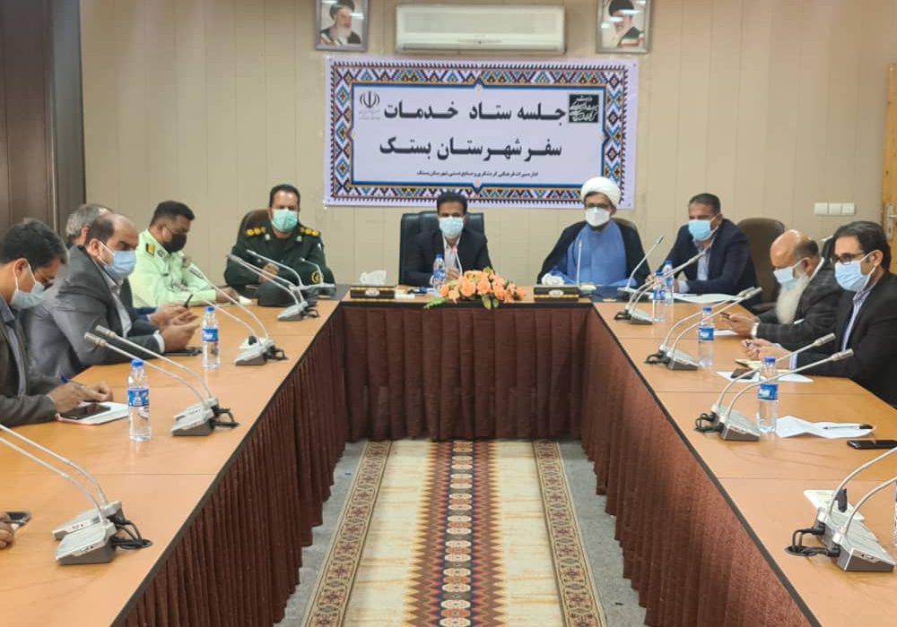 شهرداریها ودهیارها نسبت به پاک سازی و تنظیف مناطق شهری و روستایی ، نصب علائم و فضا سازی محیط شهر و روستا به منظور استقبال از گردشگران و مسافران اقدام نمایند