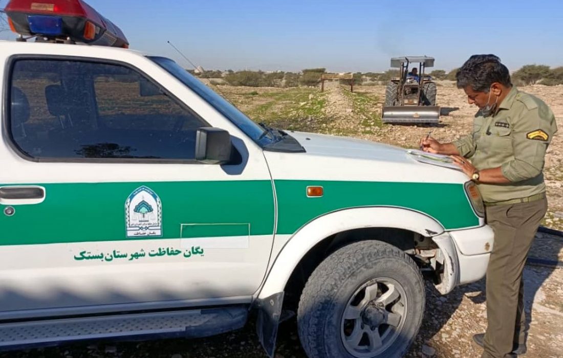 آزاد‌سازی و رفع تصرف ۱.۷ هکتار اراضی ملی در محدوده بخش هرنگ کوخرد با حضور مامورین پاسگاه ویژه منابع طبیعی و آبخیزداری شهرستان بستک