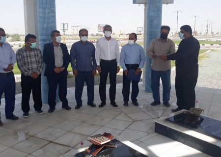 طی مراسمی از فرزندان فرهنگی شهدای منطقه جناح تجلیل شد