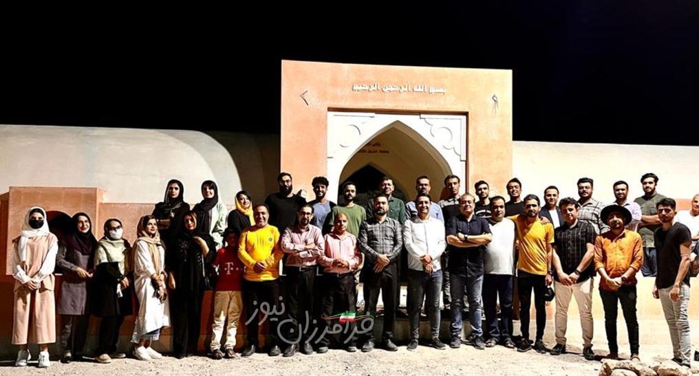 هنرمندان شهرستان بر سفره همدلی به ضیافت افطار نشستند