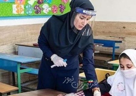  دانش‌آموزانی که مبتلا به کرونا هستند، یا علائم ابتلا به کرونا را دارند یا مبتلا به بیماری زمینه‌ای هستند، می توانند آموزش مجازی دریافت کنند