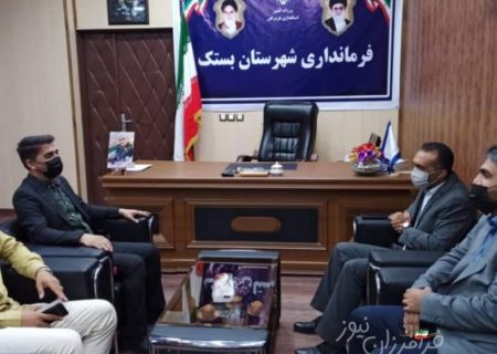 لازم و ضروری است که مشکلات روشنایی ورزشگاه تختی بستک در اسرع وقت مرتفع گردد/با توجه به افزایش علاقمندان به رشته کوهنوردی در شهرستان ، نصب دیواره صخره نوردی ضروری است/اعتبار لازم جهت احداث سالن ورزشی دهنگ در نظر گرفته شود