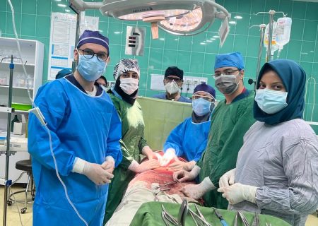 انجام یک عمل جراحی بسیار سنگین و پرخطر و هفت ساعته در بیمارستان فارابی بستک جان یک مادر را از مرگ حتمی نجات داد