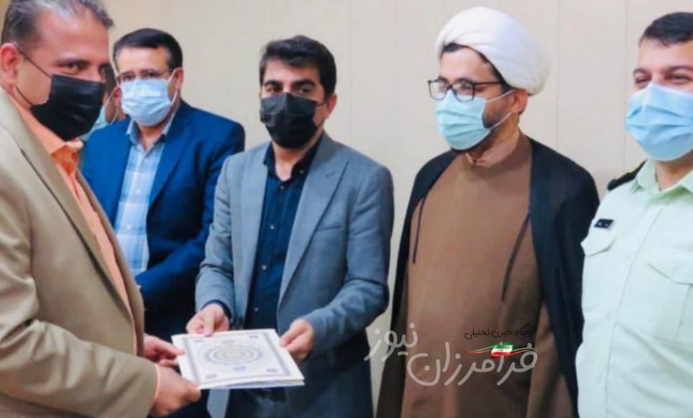 مراسم تکریم و معارفه بخشدار بخش مرکزی شهرستان بستک برگزار شد