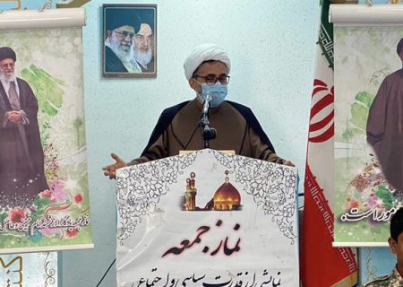 دین و سیاست در کنار هم باعث پیشبرد اهداف است / باید با کار رسانه‌ای قوی، تبلیغات دشمن را کنار بزنیم