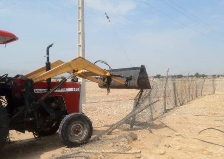 رفع تصرف ۹۴۱ مترمربع از اراضی ملی منطقه هرنگ