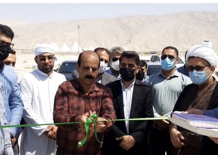 زمین چمن مصنوعی مینی فوتبال روستای انوه و سالن ورزشی رودبار ، دبستان مالک اشتر انجیردان و بهسازی معابر روستاهای برکه لاری ، دهتل و چاه دسدان افتتاح شد