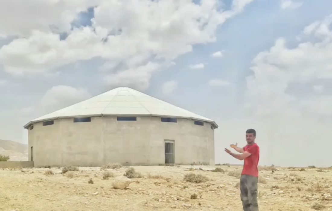 برکه حاج حسن فرامرزی روستای گزه شهرستان بستک در زمره آب انبارهای بزرگ کشور