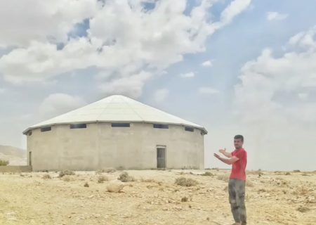 برکه حاج حسن فرامرزی روستای گزه شهرستان بستک در زمره آب انبارهای بزرگ کشور