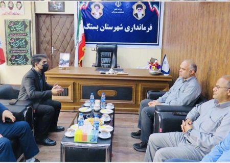 در دیدار شرفی مدیرکل راهداری و حمل و نقل جاده ای استان هرمزگان با بستان سرپرست فرمانداری شهرستان مسائل و مشکلات حوزه راه شهرستان بستک بررسی شد