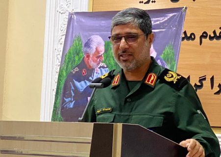 اثر شهید سلیمانی در دنیا و ایران خیلی بیشتر از اثر حاج قاسم سلیمانی بود و توجه مردم آزاده دنیا چه مسلمان و غیر مسلمان ،چه ایرانی و چه غیر ایرانی در این سه سال به سوی حاج قاسم سلیمانی و دل ها بیشتر به سمت ایشان متمایل شده است