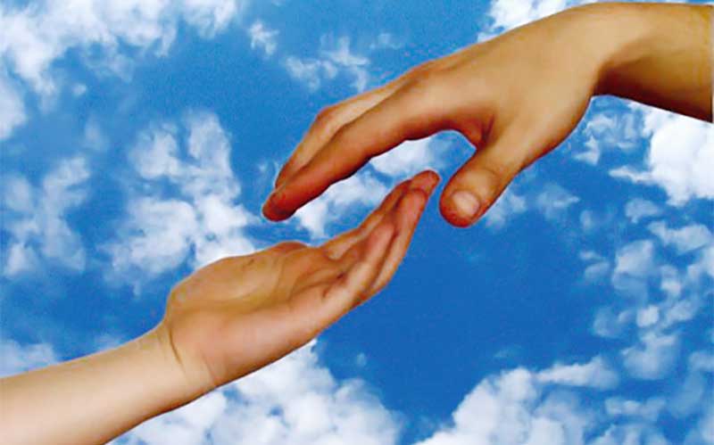 مساعدت ۳۳۰ میلیون ریالی خیر بستکی به خانواده های ایتام