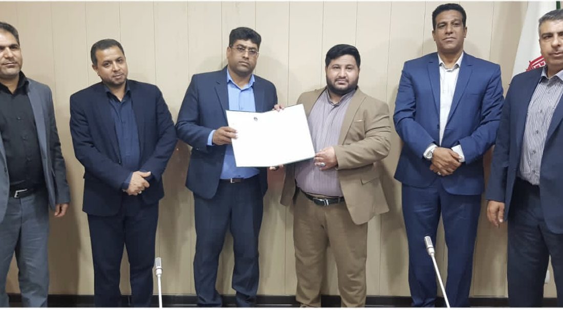 حسین محمودی بعنوان رئیس کمیته امداد امام خمینی (ره) شهرستان بستک معارفه شد