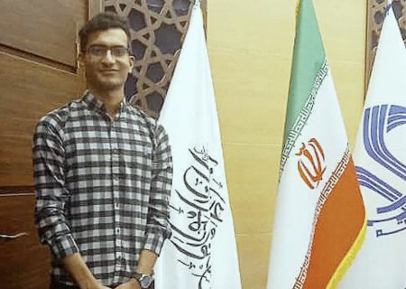 مقام اول احمد عالمیان دانشجوی اهل چاله فرامرزان در رشته حفظ پنج‌جزء قرآن‌کریم