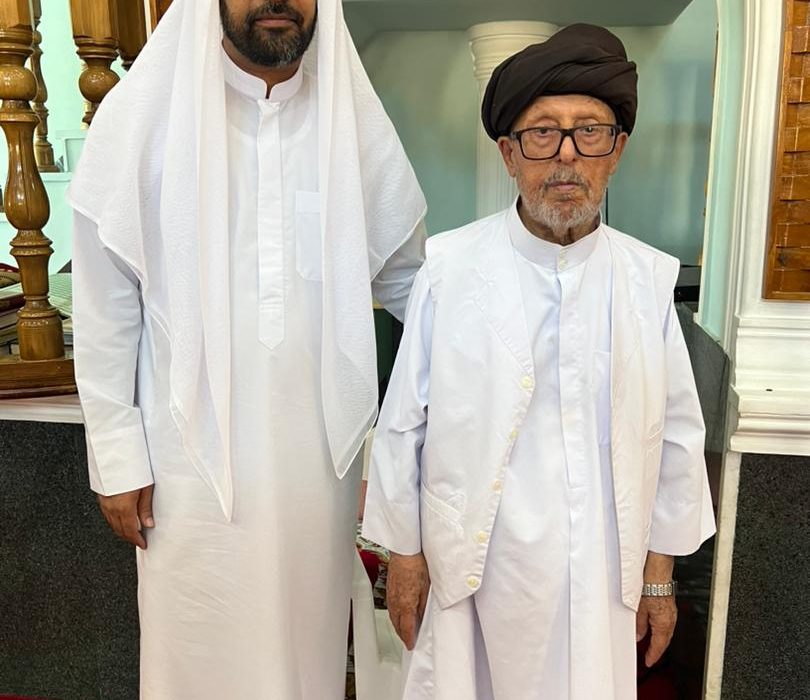 پس از شصت سال محوریت دینی آقا سید محمد قتالی از زحمات وی تقدیر و امام جمعه جدید اهل سنت شهر بستک معارفه شد