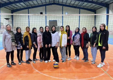 بانوان والیبالیست جناحی تیم قدرتمند پرواز گراش را با شکست بدرقه کردند