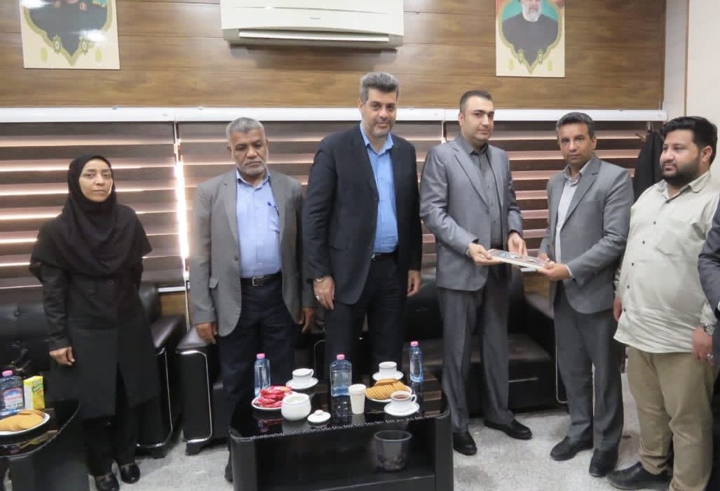 عبدالله تاریکار به عنوان رئیس جدید اداره ثبت احوال شهرستان بستک معرفی شد/راه پیما بازنشست شد