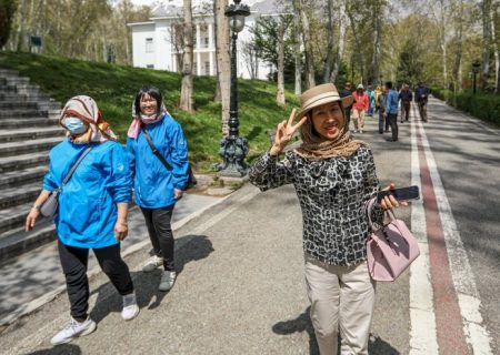 از این پس شهروندان ۳۳ کشور بدون ویزا می توانند به ایران سفر کنند
