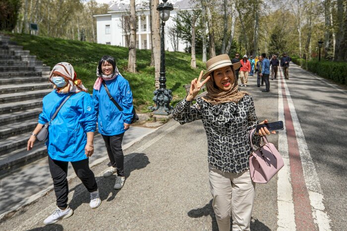 از این پس شهروندان ۳۳ کشور بدون ویزا می توانند به ایران سفر کنند