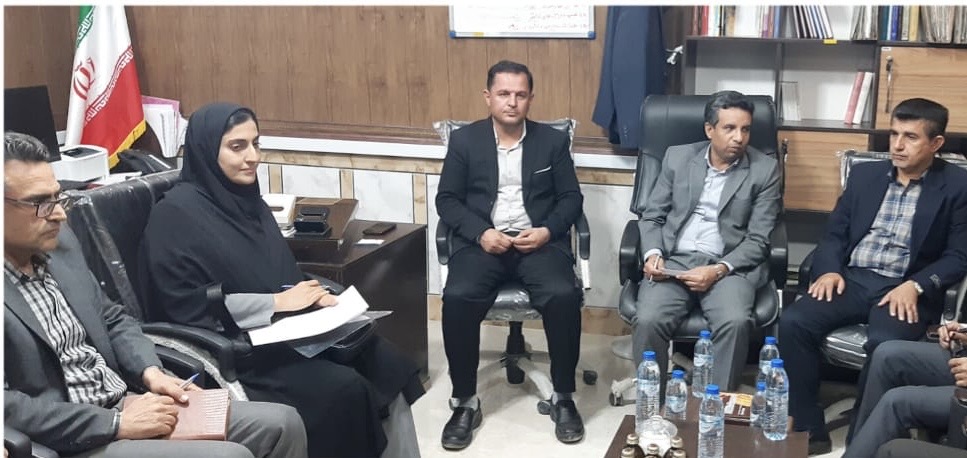 طی بازدید فرماندار ، بخشدار بخش جناح و برخی از مدیران شهرستانی از شهر هنگویه مشکلات این شهر مورد بررسی قرار گرفت