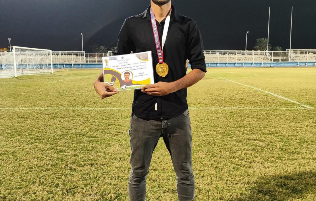 برای اولین بار آقای گلی لیگ برتر استان به بستک رسید