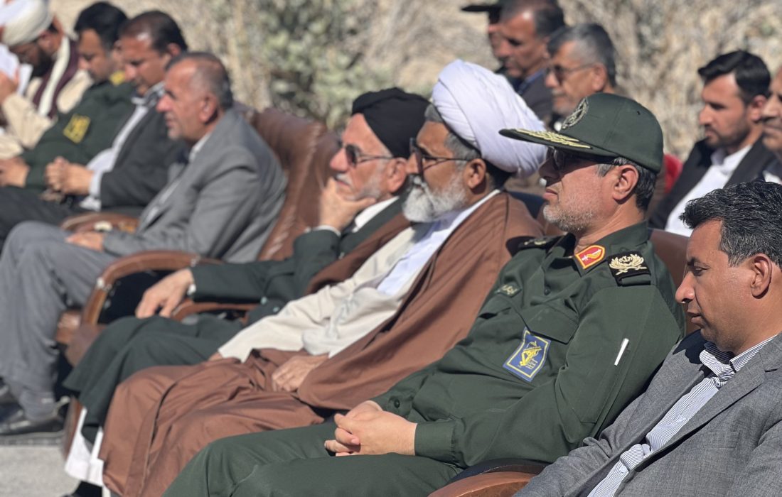 افتتاح متمرکز ۱۹ کیلومتر از پروژه های آبرسانی شهرستان بستک در روستای چاه بنارد با حضور سردار امیری
