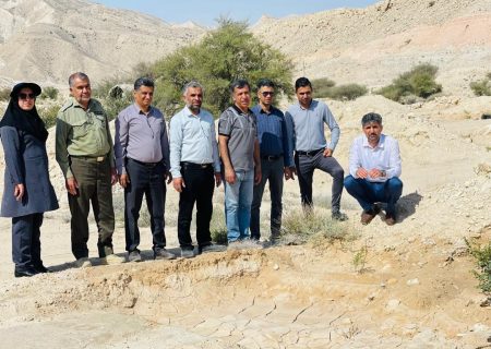 غرس بیش از ۷۰۰ اصله نهال در پارک آبخیز به مناسبت روز ملی خلیج فارس