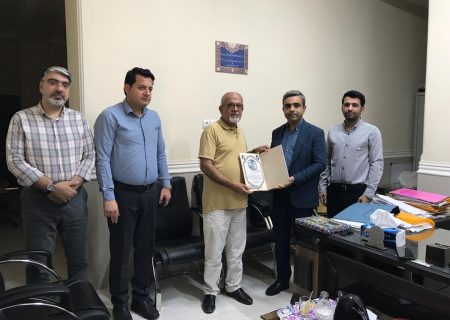 بمناسبت روز جهانی موزه و هفته میراث فرهنگی و با حضور معاون میراث فرهنگی استان؛ از موزه داران و مجموعه داران شهرستان بستک تقدیر شد