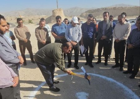 پروژه تعریض و بهسازی محور جنوبی منطقه فرامرزان کلنگ زده شد