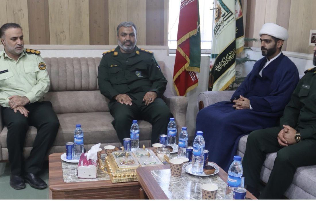 امروز مجموعه انتظامی نوک پیکان مسائل اجتماعی، امنیتی در عرصه های مختلف و در قالب پلیس های تخصصی و هوشمند نقش آفرینی و خدمت رسانی می کند