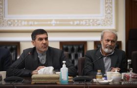 آقای دکتر ، چرا اراده ای برای نشاندن خنده های رضایت بر روی لبان مردم و جوانان وجود ندارد؟؟!! مردم چه گناهی کرده اند که باید این خودروهای بی کیفیت سوار شوند؟