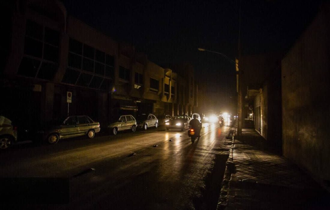 احتمال تکرار قطعی گسترده برق در بندرعباس در شب‌های آینده