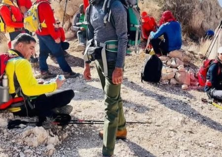 مسعود علی نیا کوهنورد جوان بستکی بر اثر سقوط از کوه گاوبست جان باخت