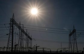 قطعی های برق ۴ساعته شد