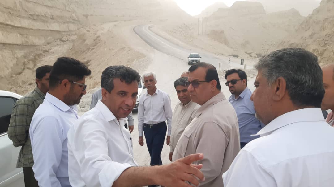 رصد میدانی روند اجرای پروژههای عمرانی شهرستان بستک توسط مقامات استانی ، نماینده مجلس و فرماندار