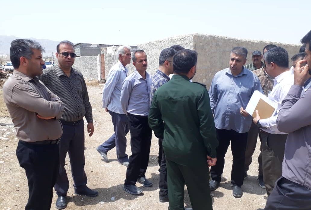 بازدید و بررسی میدانی پروژههای عمرانی و آب منطقه ای در شهرستان بستک