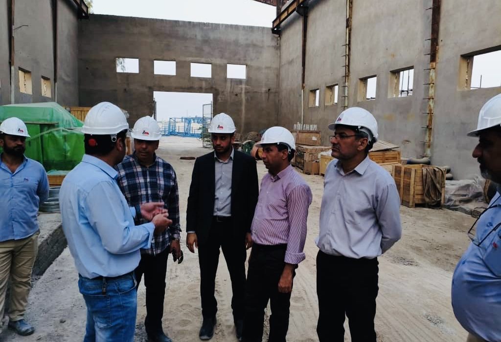 آبشیرینکن بندر چارک طبق برنامه در حال پیشرفت است