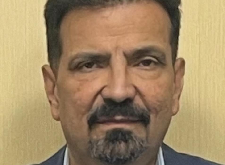 فروش زمین‌های آرامستان با مصوبه شورا و از طریق مزایده قانونی صورت گرفته است