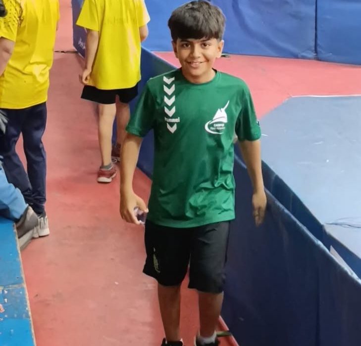 حسن قادری قشمی، تنیس‌باز بستکی، در جمع شش بازیکن برتر مسابقات هوپس استان هرمزگان قرار گرفت