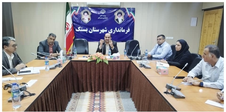 مدیریت قیمت‌ها نیازمند همکاری اصناف و نظارت دقیق دستگاه‌های مسئول است