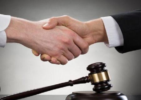 با پیگیری‌های رئیس دستگاه قضایی بستک؛ پرونده جنجالی ۲۰۰ میلیارد ریالی به صلح قطعی رسید
